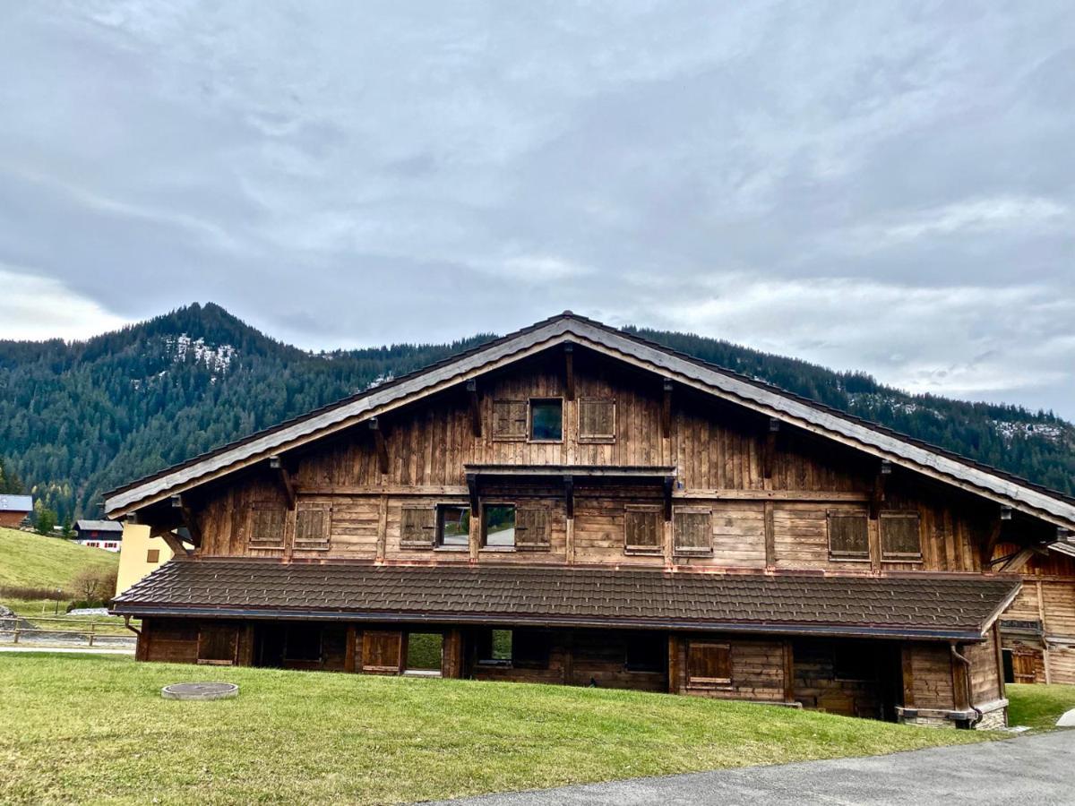 Vila Le Nid Du Corbeau Morgins Exteriér fotografie